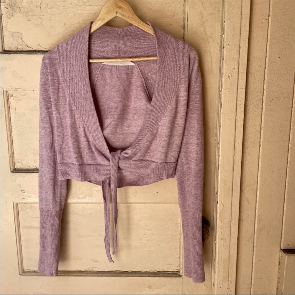 ISO (NOT FOR SALE) xs or small wrap/tie Athleta sweater
